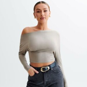 Meshki Off-Shoulder Long Sleeve Top in Grey